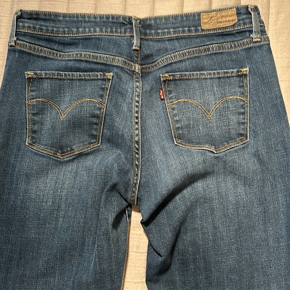Levi Demi curve classic bootcut, size 12 or 31 - Picture 9 of 16